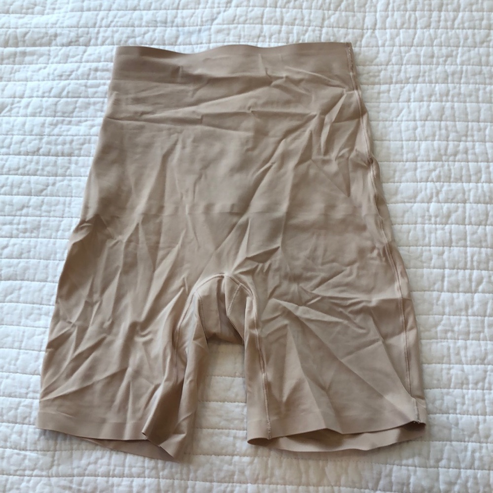 NWOT Skinny Girl Spanx